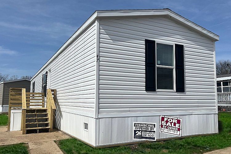 1st image of 102 N 30th St Lot 47