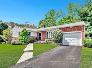 12 Windsor Dr, Princeton Junction, NJ 08550