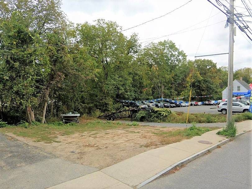 1st image of 603 N Main St #12