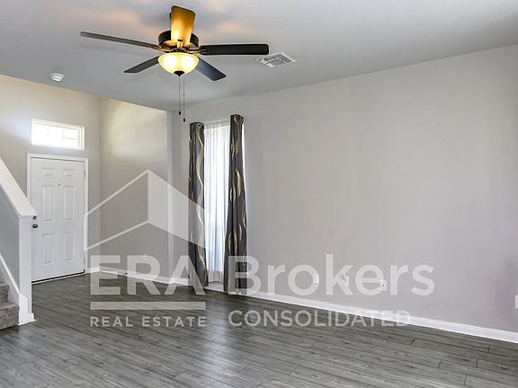 4th image of 909 Clanton Cv