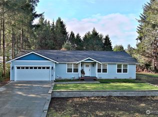 227 Port Royal St NE, Ocean Shores, WA