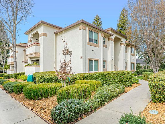 2nd image of 8020 Walerga Rd Unit 1168