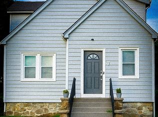 7 Willowbrook Pl #2, Stamford, CT 06902