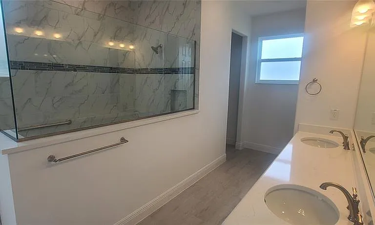 9754 SW 103rd Ave — Photo 10