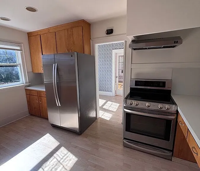 7802 Roosevelt Way NE — Photo 35