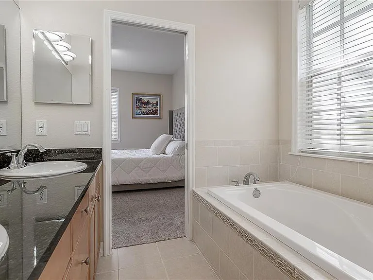 2920-2 Hansen Manor Ln — Photo 27