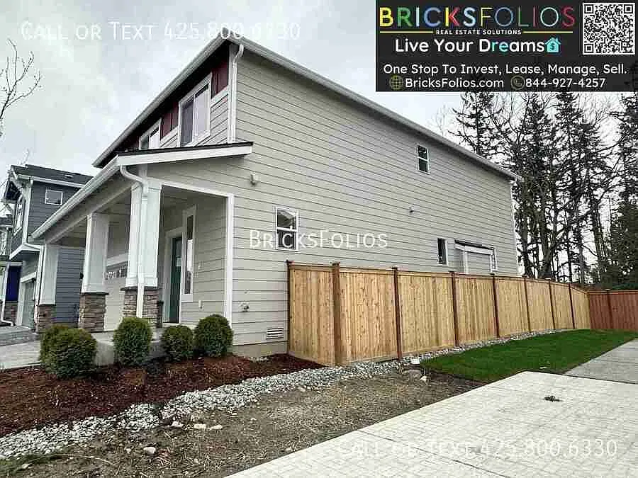 Modern 3-Bed Marysville Home with Bonus Room, Corner Lot & Private Backyard! — Photo 2