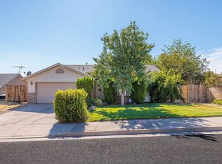 561 N Westridge Dr, St George, UT 84770