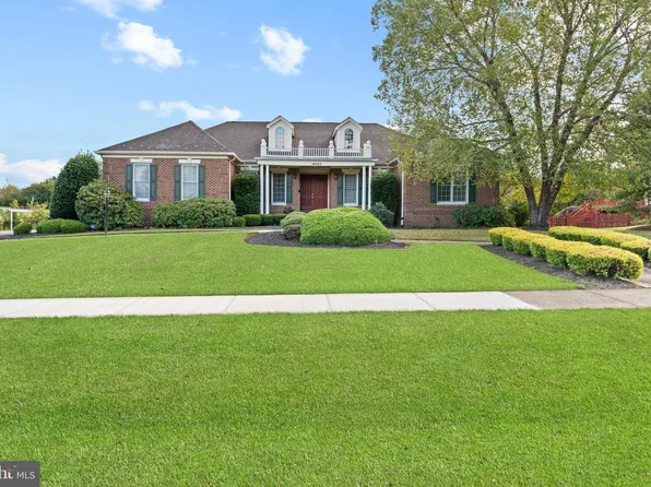 16603 Harbour Town Dr, Ashton, MD 20861