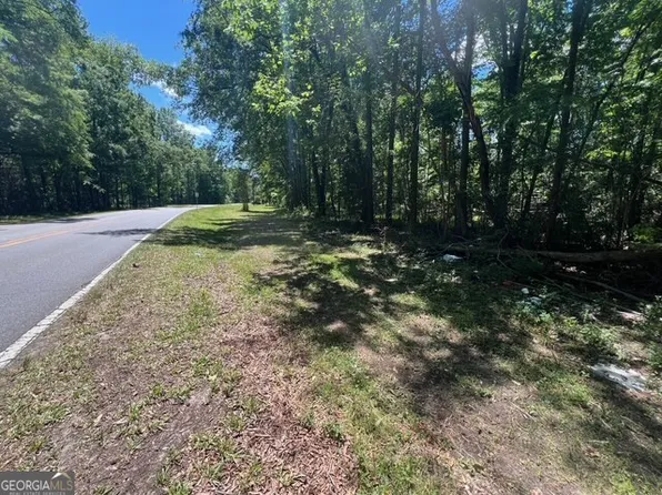 520 E Church St, Sandersville, GA 31082