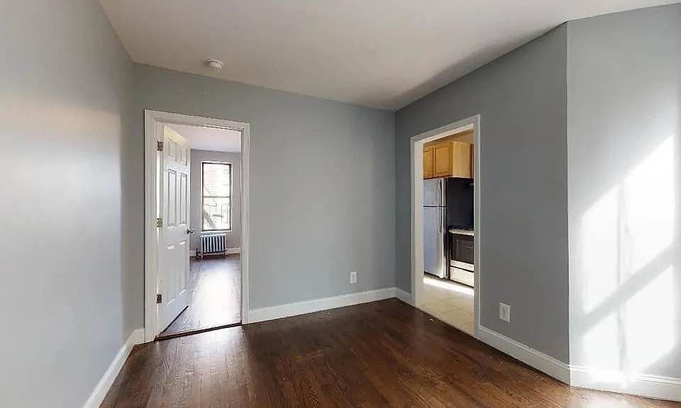 1st image of 428 E 116th St APT 14