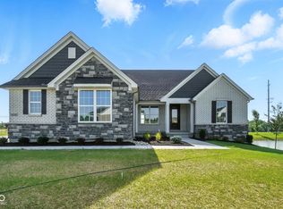 963 Apryl Dr, Greenwood, IN 46143