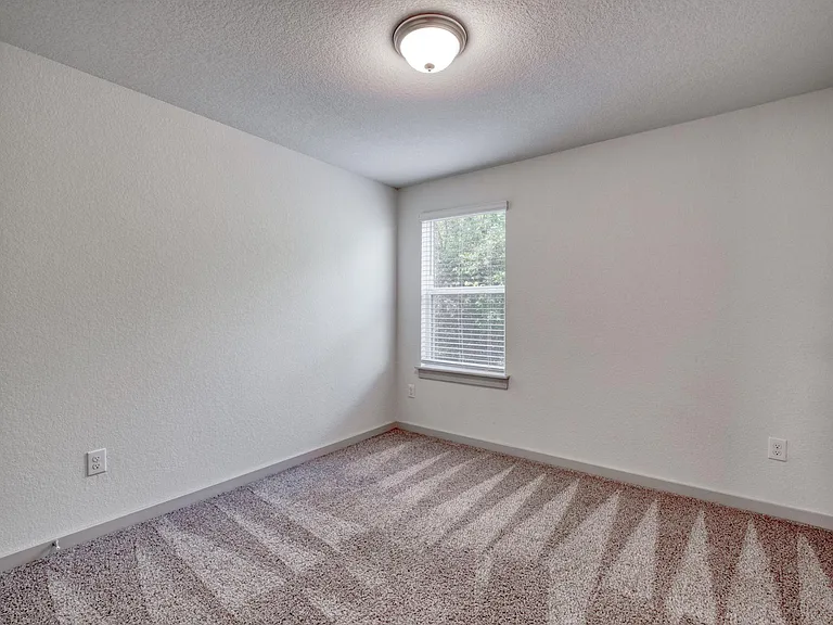 7501 Smallwood Dr — Photo 25