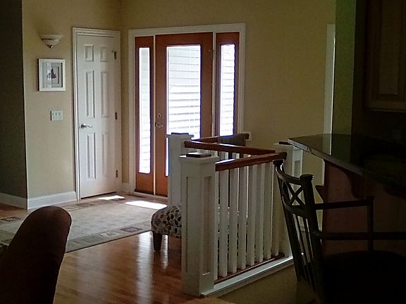 Front spacious entryway