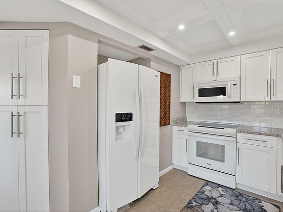 3rd image of 1544 Mainsail Dr Unit 10