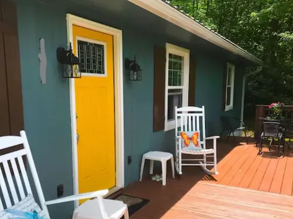 191 Laurel Ln, Beech Mountain, NC 28604