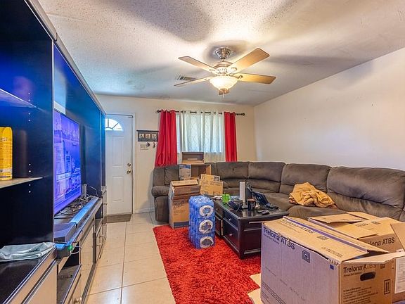 3rd image of 4848 Lynhuber Dr