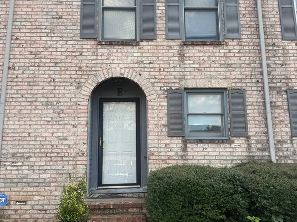 210 Marinawoods Dr SE #E, Huntsville, AL 35803