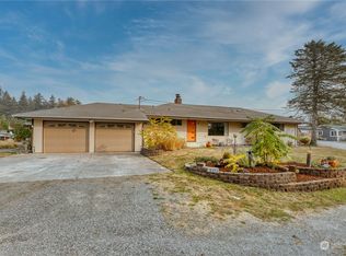 10325 39th St E, Edgewood, WA 98372