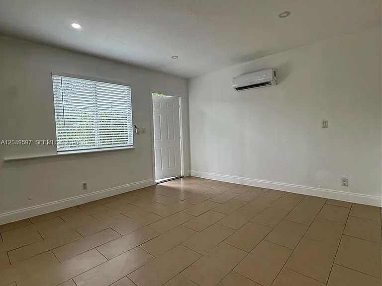 6723 NE Miami Pl #6725 — Photo 8