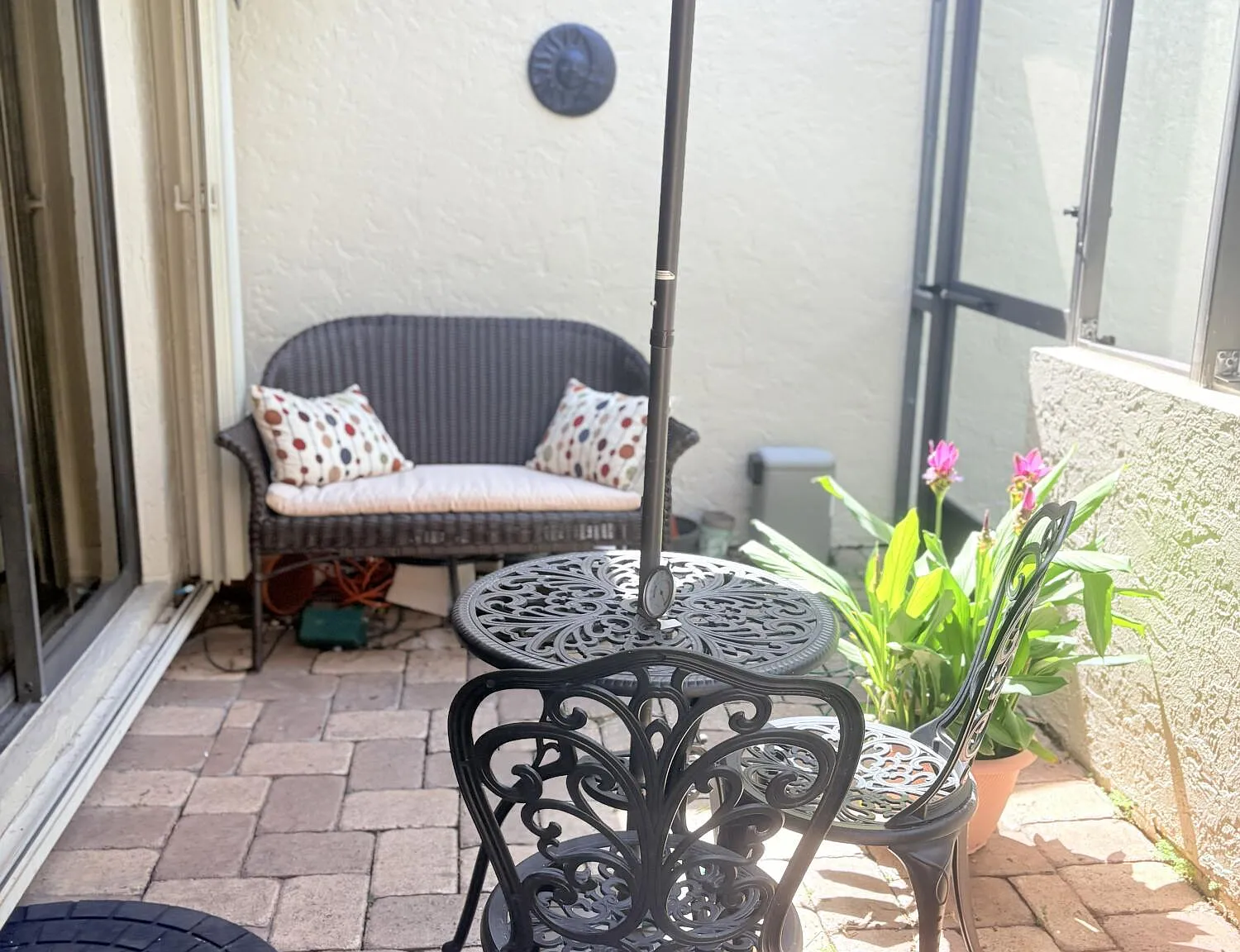3 bed, 2.5 bath, 1983 sqft, $12,000 — Photo 4