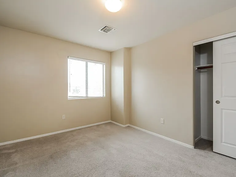 8868 N Twin Peaks Brook Rd — Photo 14
