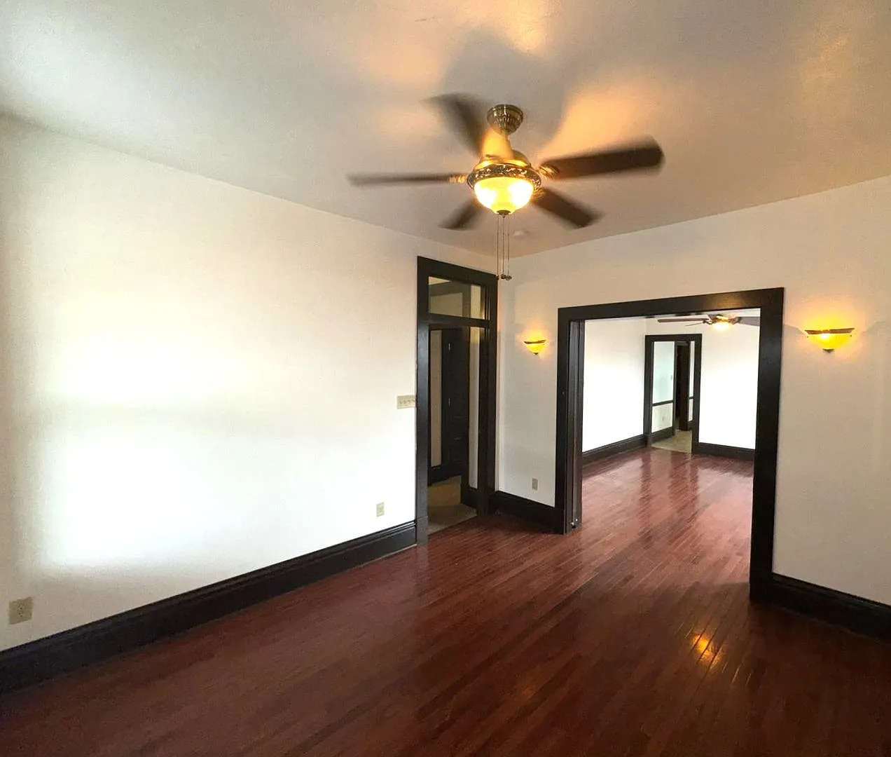 701 Brownsville Rd — Photo 2
