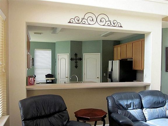 4th image of 3908 Conroe Lake Ct