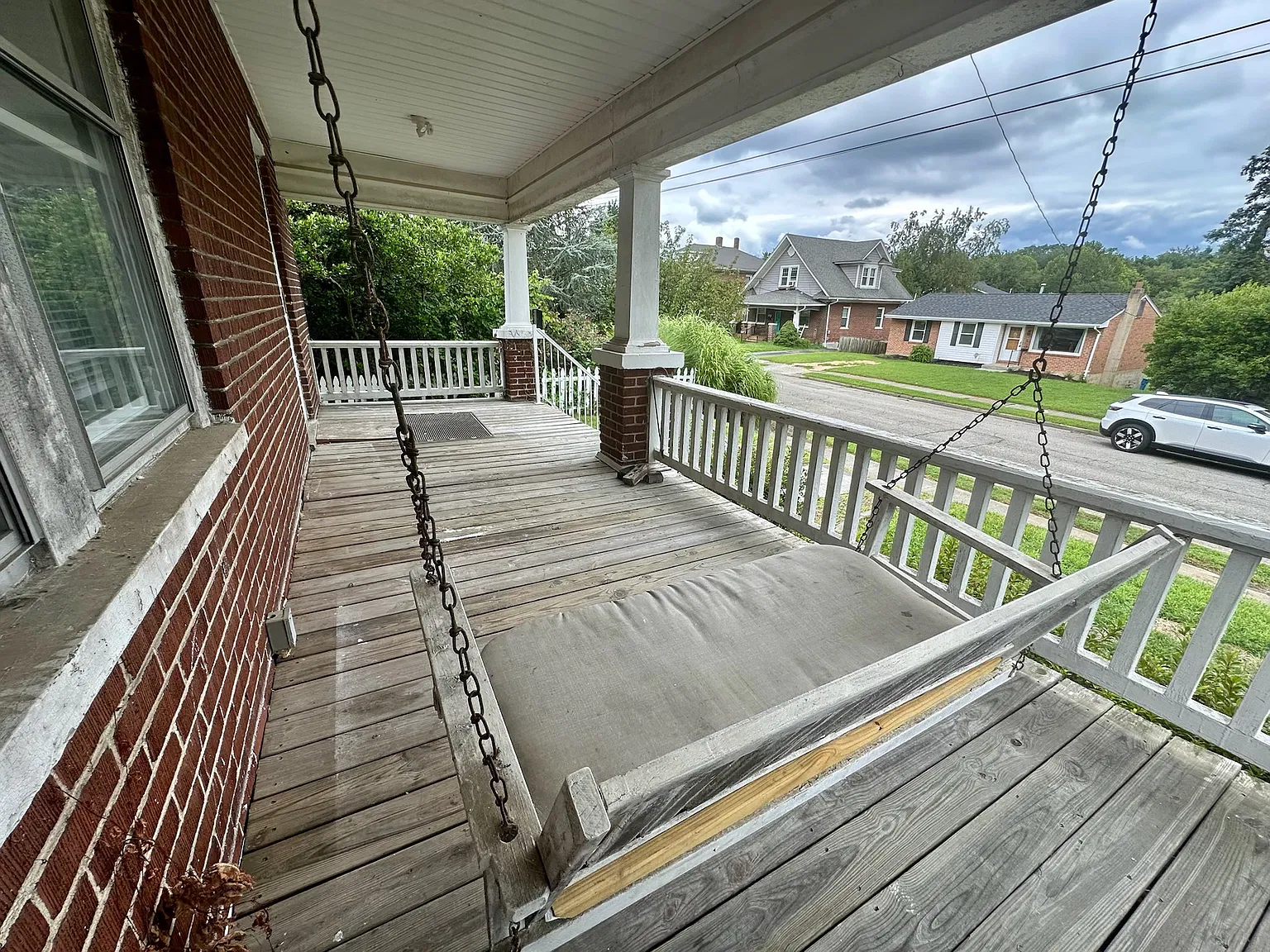 615 Arbutus Ave SE — Photo 2