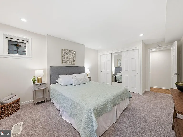 1200 E Capitol St NE #1 — Photo 20