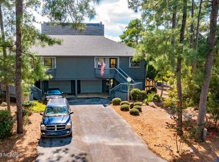 10031 Windward Dr, New Bern, NC 28560