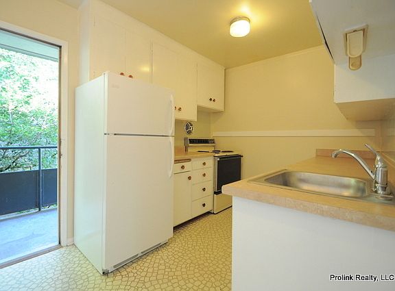 4th image of 5121 24th Ave NE #11360727