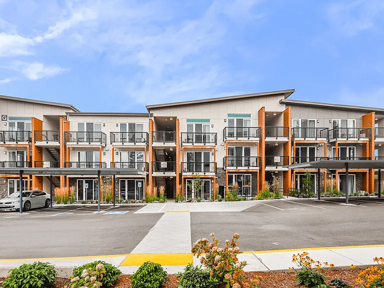 Allegro Apartments — Photo 9