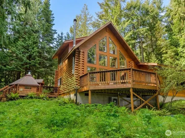 214 Cougar Crest Road, Sequim, WA 98382