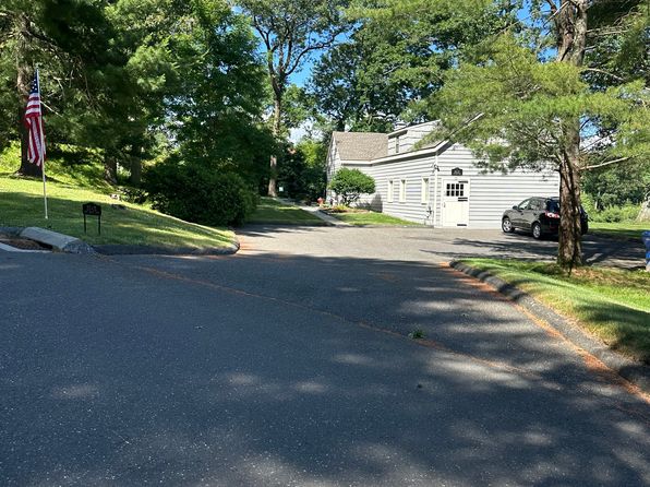 20 Old Wagon Rd #1