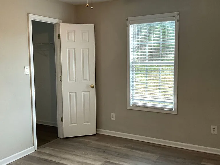 177 Brookstone Dr — Photo 5