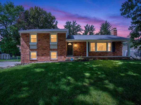 2000 Cascade Dr, Jackson, MI 49203
