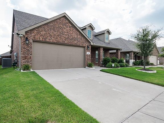 3rd image of 232 Cherry Springs Dr