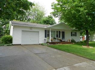 803 E Sturgis St, Saint Johns, MI 48879