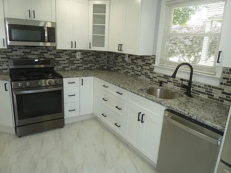 85 E Passaic Ave #1 — Photo 5