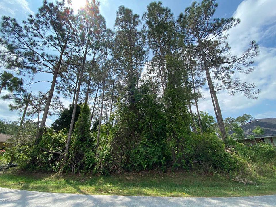 1st image of 9 Essington Ln