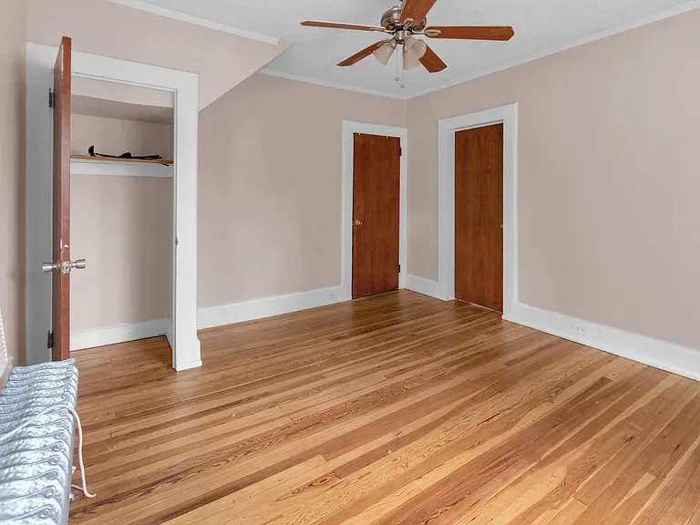 558 Argyle Ave #2 — Photo 6