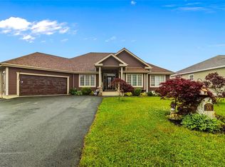 45 Kestrel Dr, Paradise, NL A1L1G6