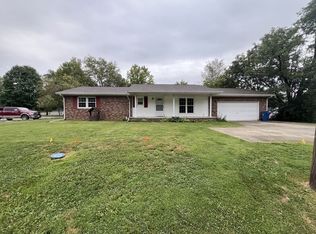 307 E Glenwood Ave, Olney, IL 62450