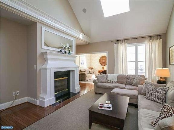 2nd image of 16 S Henley Dr