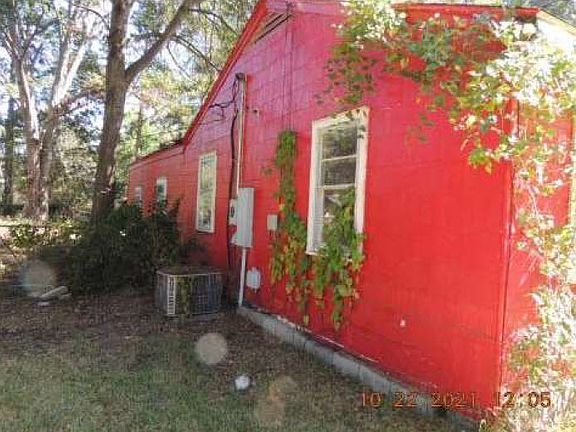 3rd image of 1200 Louisiana St