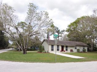 8990 22nd St, Vero Beach, FL 32966
