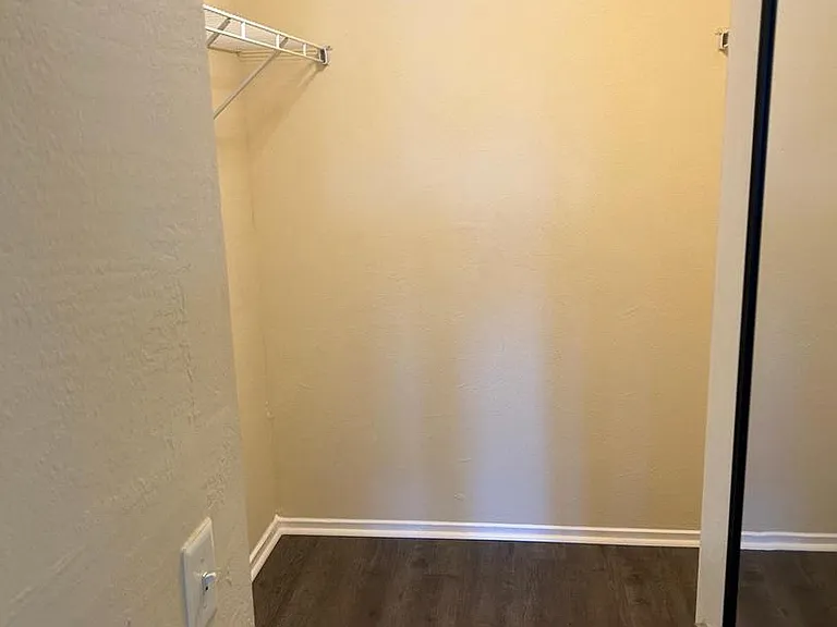 75 S Reynolds St #212 — Photo 4