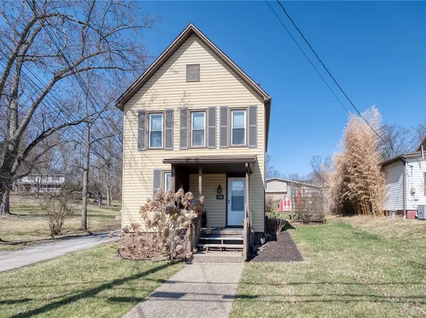 546 Pittsburgh St, Mars, PA 16046