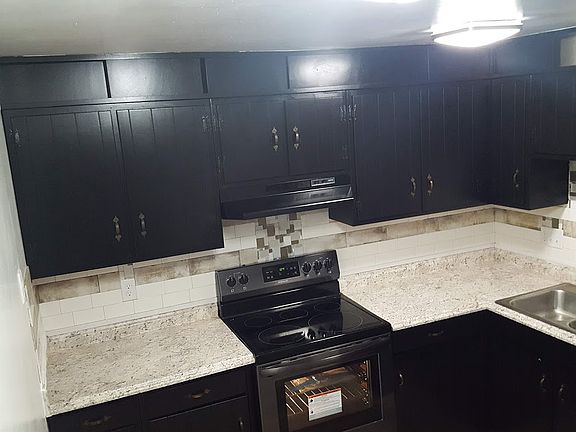 2nd image of 202 Kenbrook Dr #1